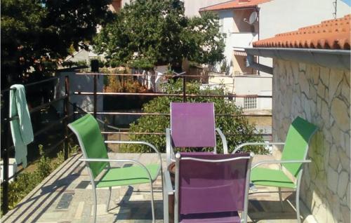 Valdebek Apartment | 1 Bedroom Lovely Apartment In Pula
