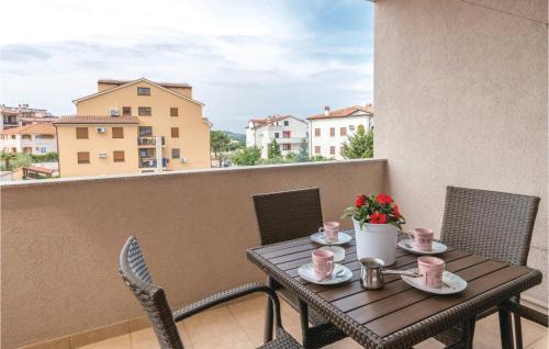 Liznjan Apartment | 1 Bedroom Nice Apartment In Liznjan