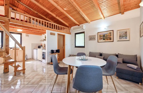 Duga Resa House | 1 bedroom nice home in Belavici