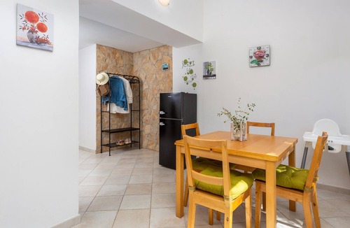 Gabonjin House | 1 bedroom nice home in Gabonjin