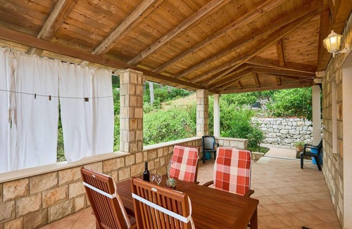 Saplunara Apartment | 1 bedroom pet friendly apartment in Saplunara