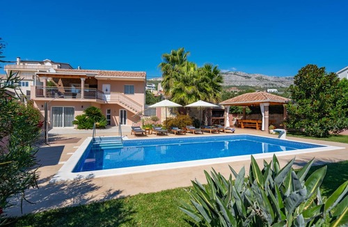 Kamen Villa | 160 m² Villa ∙ 3 bedrooms ∙ 7 guests