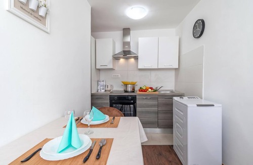 Karlobag Apartment | 1BR Seafront Apartment Sanja Karlobag, Karlobag, Croatia
