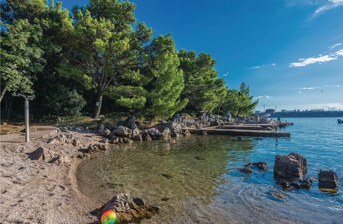 Omisalj Apartment | 2 bedroom accommodation in Malinska
