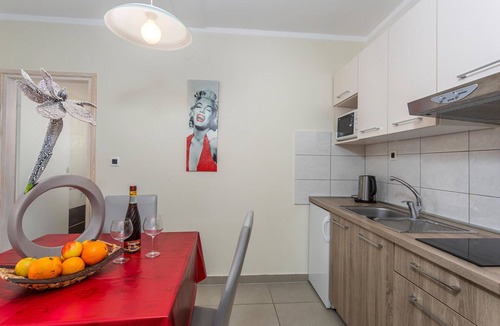 Krk Apartment | 2 bedroom amazing apartment in Pinezici