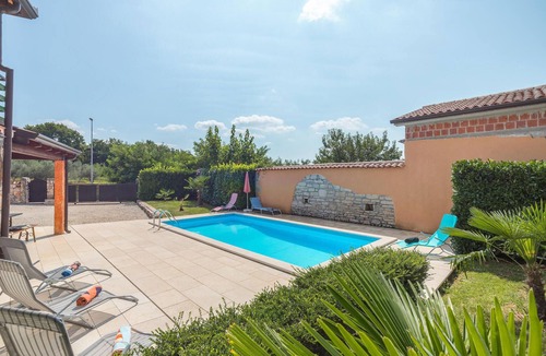 Visnjan House | 2 bedroom amazing home in Visnjan