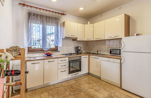 Gregovica Apartment | 2 bedroom awesome apartment in Pula