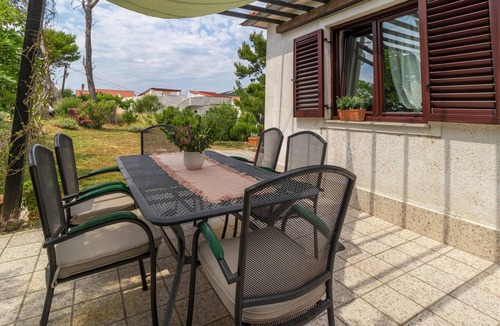 Mundanije House | 2 bedroom beautiful home in Banjol