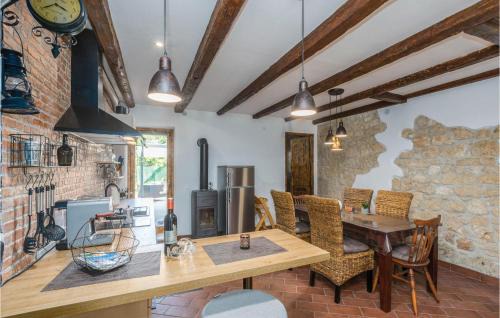 Jasenovica House | 2 Bedroom Beautiful Home In Porec