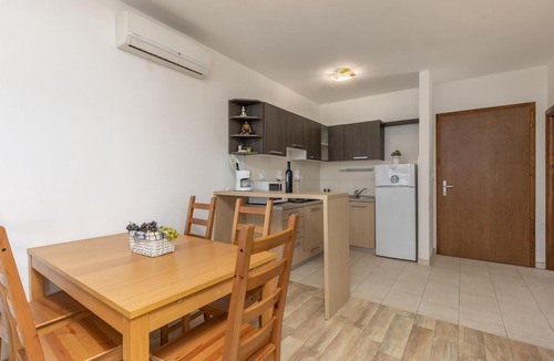 Njivice Apartment | 2 bedroom cozy apartment in Njivice