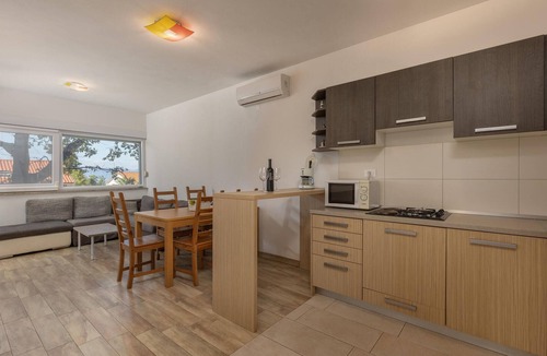Njivice Apartment | 2 bedroom cozy apartment in Njivice