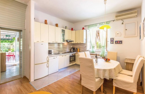 Dugis Apartment | 2 bedroom gorgeous apartment in Makarska