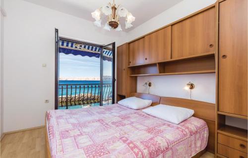 Cesarica Apartment | 2 Bedroom Gorgeous Apartment In Ribarica