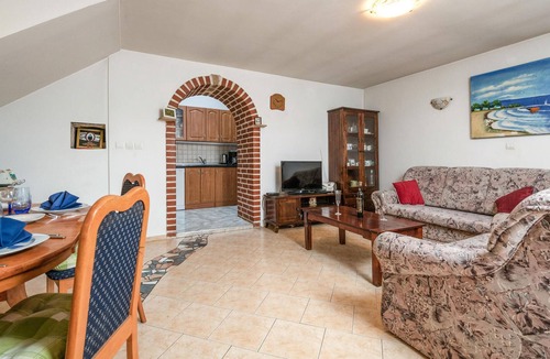 Mutvoran House | 2 bedroom gorgeous home in Cokuni