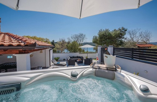 Rasa House | 2 bedroom gorgeous home in Labin