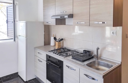 Businci Apartment | 2 bedroom gorgeous apartment in Okrug Gornji