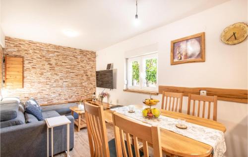 Donje Rastane Apartment | 2 Bedroom Lovely Apartment In Donje Rastane