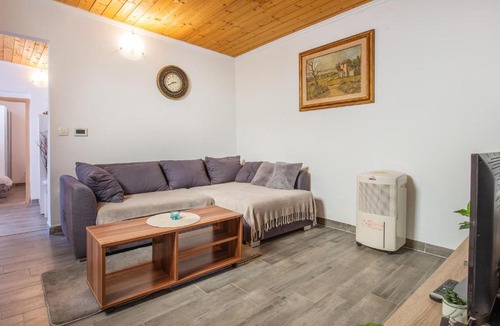 Sezana House | 2 Bedroom Lovely Home In Dutovlje