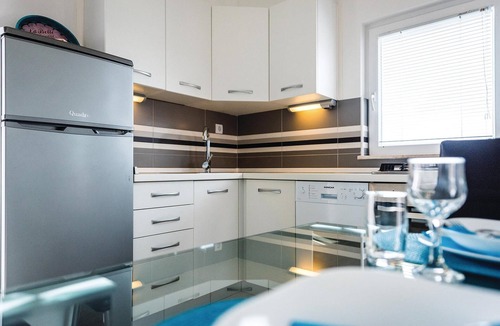 Primosten Burnji Apartment | 2 bedroom pet friendly apartment in Dolac