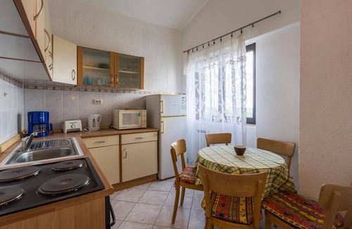 Zbandaj Apartment | 2 bedroom pet friendly apartment in Zbandaj
