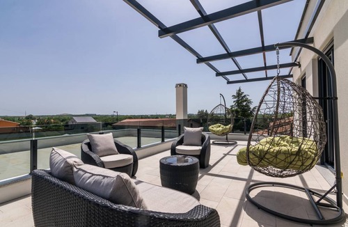 Skatari Villa | 210 m² Villa ∙ 4 bedrooms ∙ 8 guests
