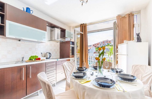 Zavalatica Apartment | 3 bedroom accommodation in Zavalatica