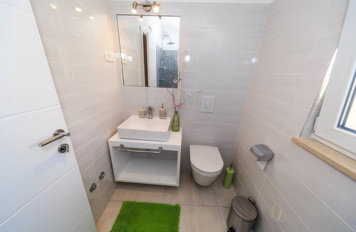 Ika Apartment | 3 bedroom awesome apartment in Ika