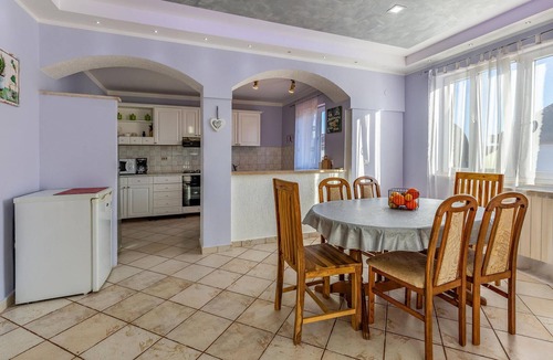Pula Apartment | 3 bedroom beautiful apartment in Pula