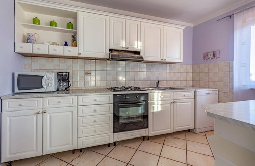 Pula Apartment | 3 bedroom beautiful apartment in Pula
