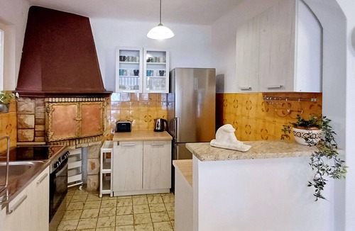 Prizba House | 3 bedroom lovely home in Blato
