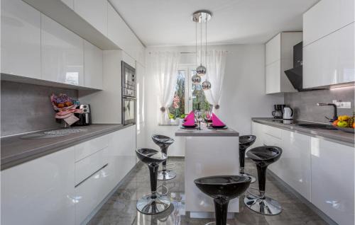 Rasopasno House | 3 Bedroom Luxurious Home In Rasopasno