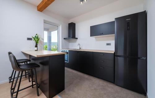 Trget House | 3 Bedroom Luxurious Home In Labin