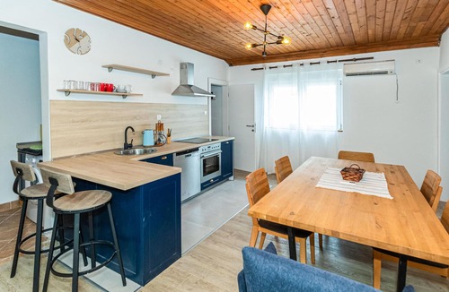 Klek Apartment | 3 bedroom nice apartment in Klek
