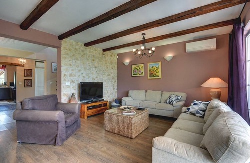 Rakalj House | 317 m² House ∙ 4 bedrooms ∙ 10 guests