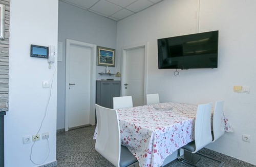 Drasnice Apartment | 38 m² Apartment ∙ 2 bedrooms ∙ 6 guests