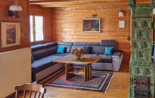 Brod Moravice House | 4 Bedroom Cozy Home In Podstene