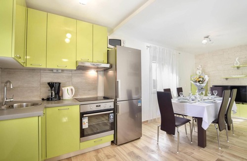 Klis House | 4 bedroom cozy home in Brstanovo