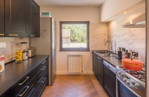 Medulin Apartment | 4 bedroom gorgeous apartment in Medulin