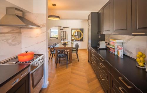 Medulin Apartment | 4 Bedroom Gorgeous Apartment In Medulin