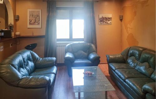 Velika Gorica House | 4 Bedroom Lovely Home In Velika Mlaka