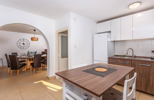 Milcetici House | 4 bedroom lovely home in Malinska