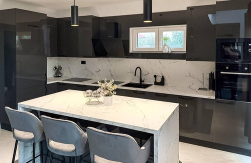 Raslina House | 4 bedroom luxurious home in Raslina