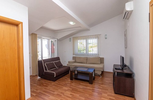 Municipality of Trogir Apartment | 45 m² Apartment ∙ 1 bedroom ∙ 4 guests