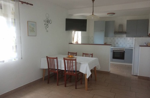 Rab Town Apartment | 48 m² Apartment ∙ 2 bedrooms ∙ 5 guests