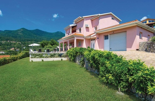 Opatija House | 5 bedroom accommodation in Icici