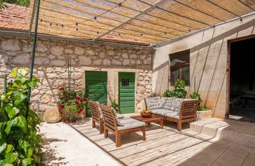 Lovrec House | 5 bedroom accommodation in Lovrec