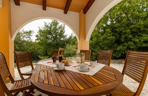Stanisovi House | 5 bedroom lovely home in Koromacno