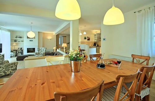 Butkovici Villa | 5*villa, wine cellar, 3000sqm plot, heated pool, 2 tennis courts, jaccuzzi