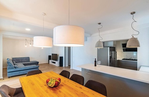 Zuljana House | 6 bedroom cozy home in Zuljana