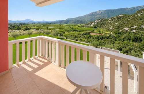 Dusina Apartment | 6 bedroom gorgeous apartment in Vrgorac